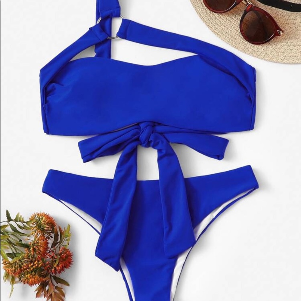 One Shoulder Ring Linked Top With Cheeky Bikini